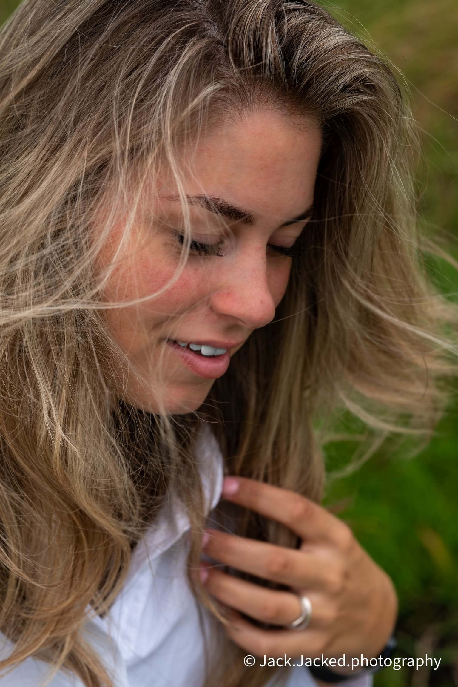 outdoor beauty shoot